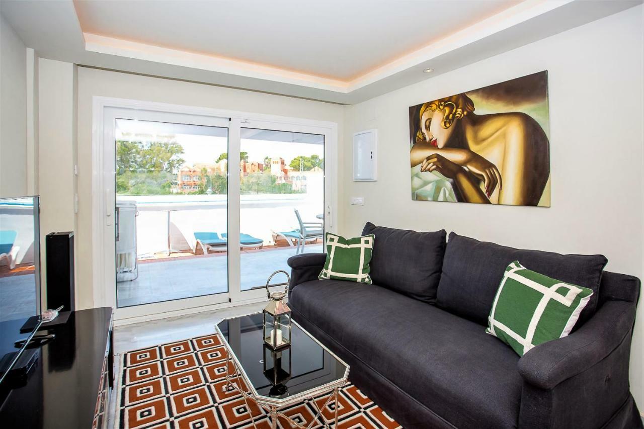 Luxury Apartments With Private Swimming Pool マルベーリャ エクステリア 写真
