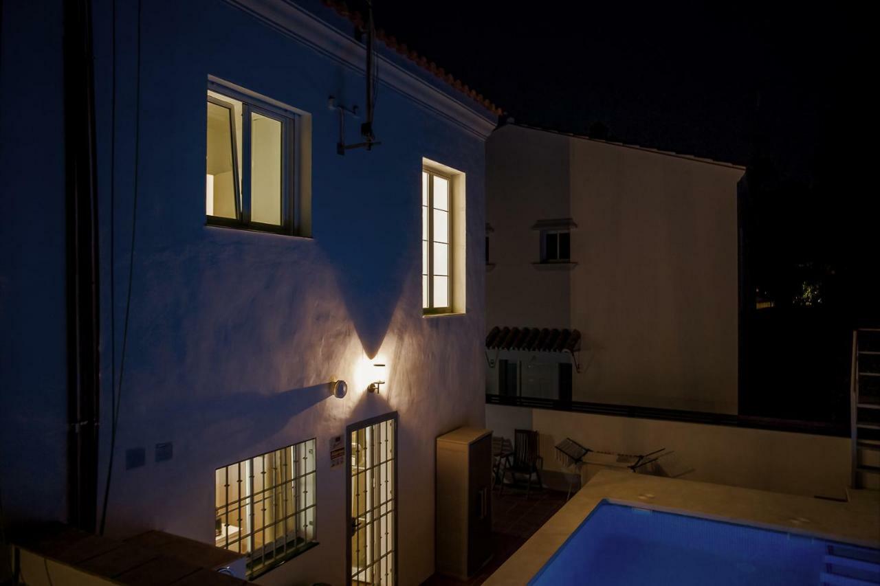Luxury Apartments With Private Swimming Pool マルベーリャ エクステリア 写真