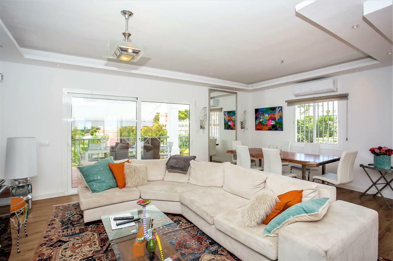 Luxury Apartments With Private Swimming Pool マルベーリャ エクステリア 写真